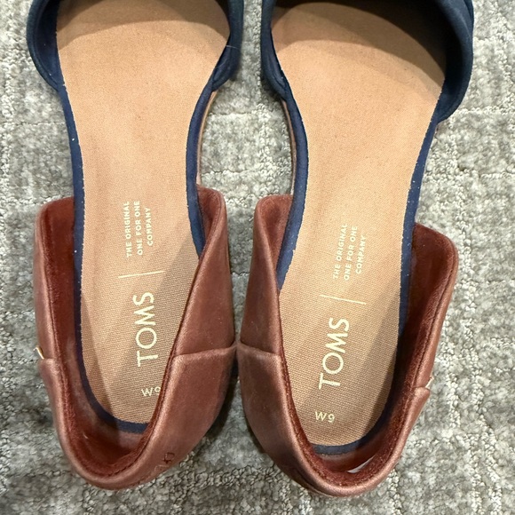 Toms D’orsay Tan Suede Leather Flat slip-ons, navy and brown - Picture 4 of 5